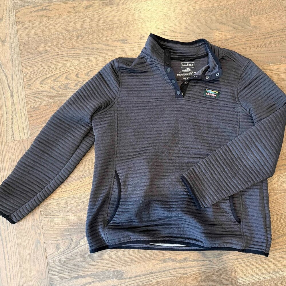 LL Bean women's gray airlight pullover jacket size L